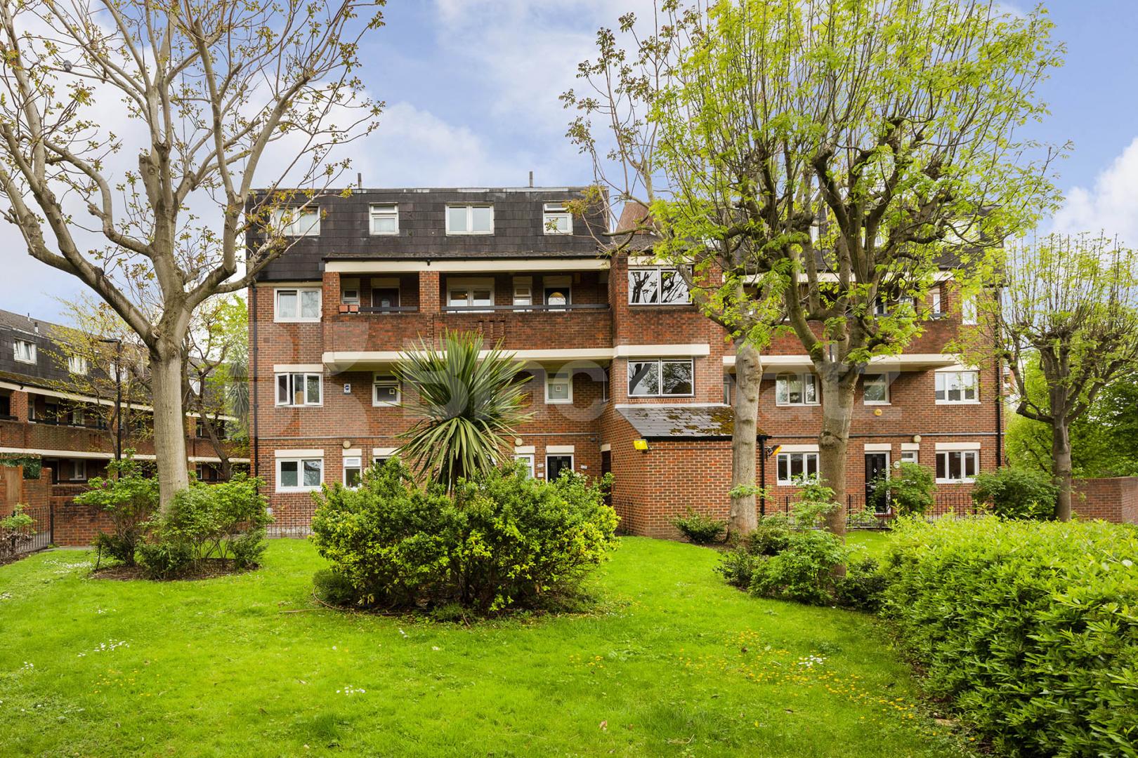 Split level Maisonette in a hard to beat location in between Angel & Kings Cross Wynford Road, Angel / Kings Cross